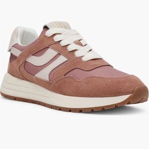 Steve Madden Dusty Pink Suede Sneakers Size 5.5 NWT Retro Jogger Mauve